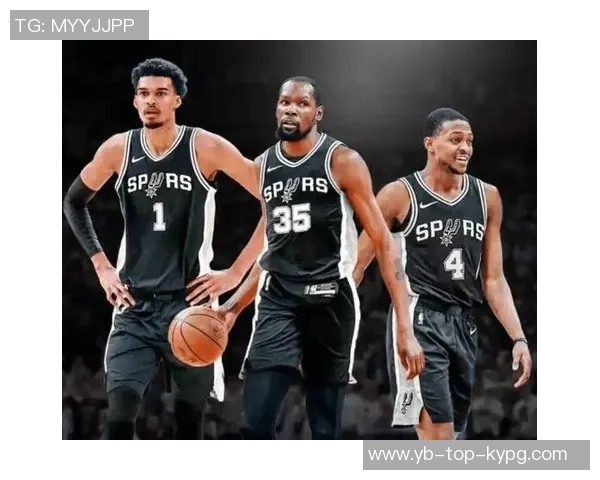 福克斯称赞文班亚马是顶尖球员强调团队合作的重要性