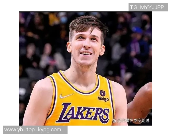 夸梅质疑富保罗言论为何用冠军标准衡量湖人新星里夫斯表现